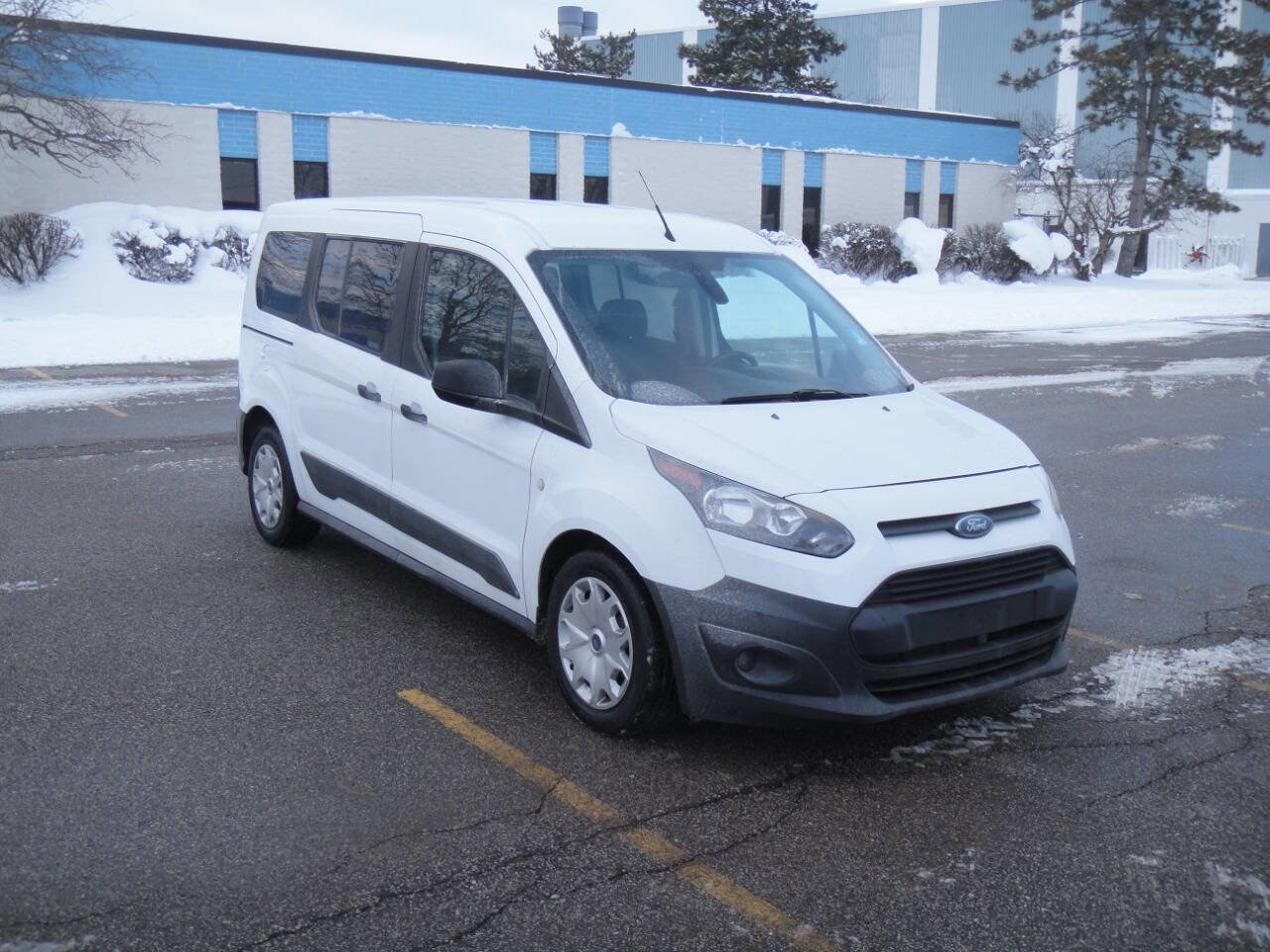 Used 2018 Ford Transit Connect XL image 4