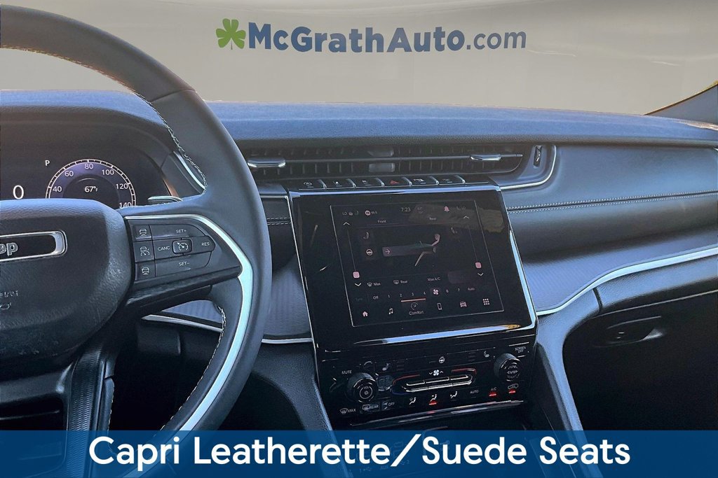 Used 2025 Jeep Grand Cherokee L Laredo AWD/4WD image 12