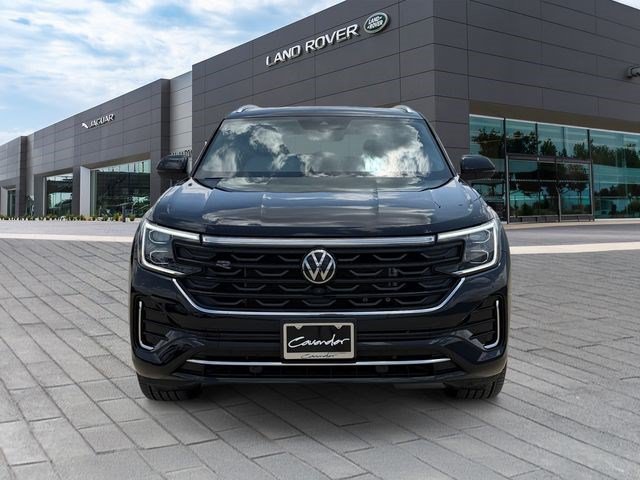 Used 2025 Volkswagen Atlas Cross Sport SEL Premium R-Line AWD/4WD image 8