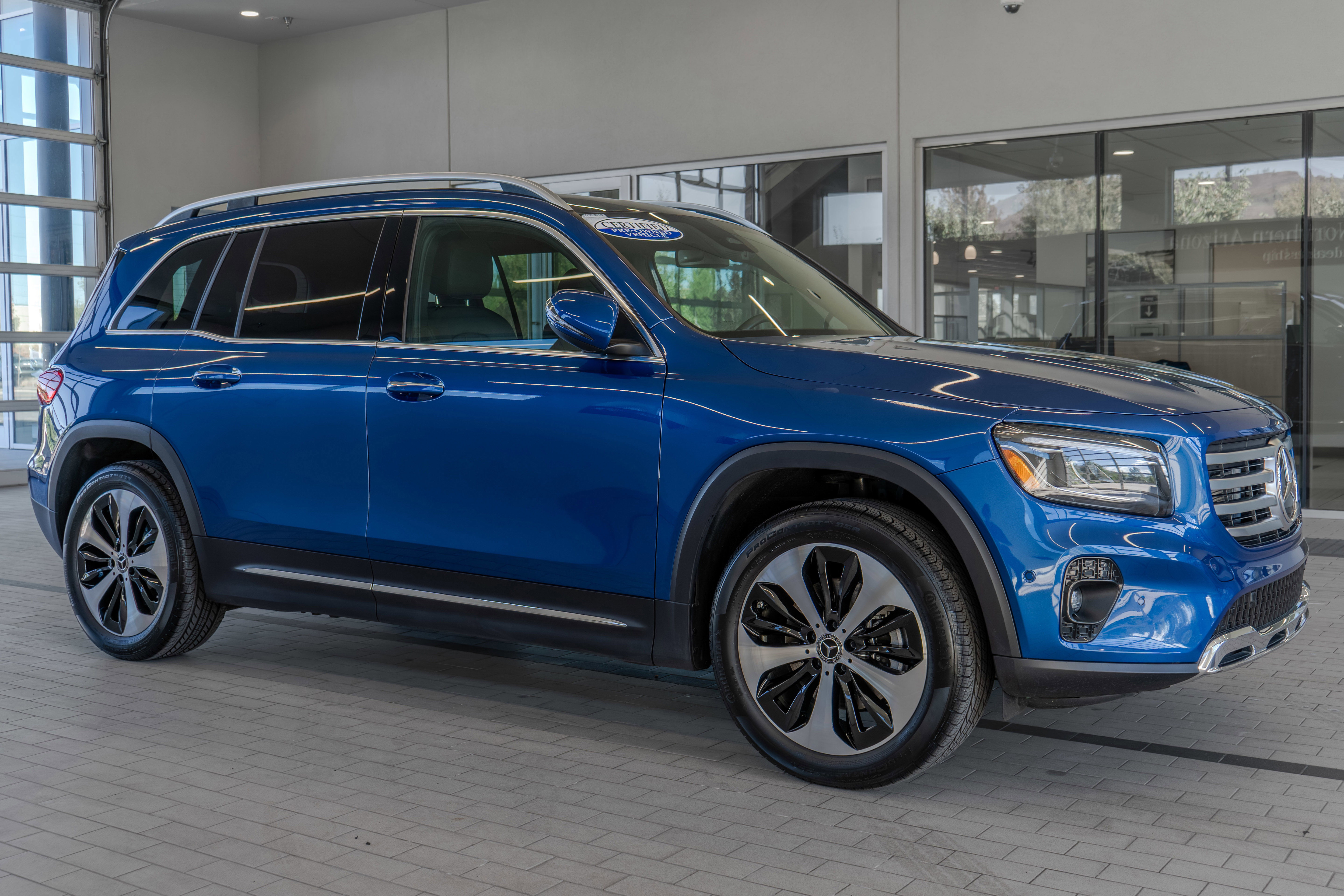 Certified 2025 Mercedes-Benz GLB 250 4MATIC image 12