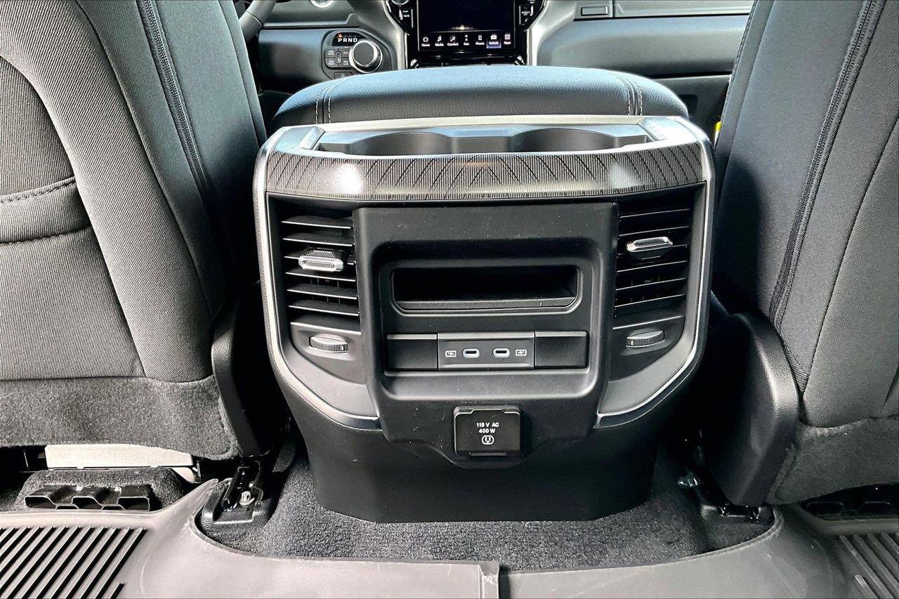 New 2026 RAM 1500 4x4 Crew Cab image 16