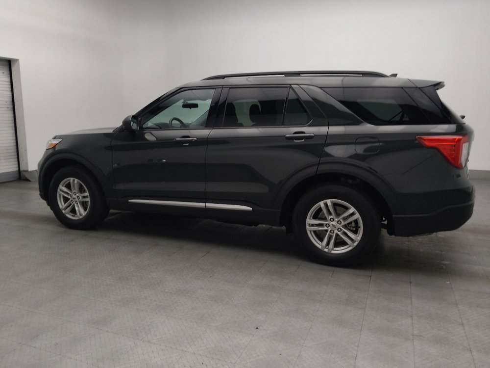 Used 2022 Ford Explorer XLT w/ Equipment Group 202A RWD image 3