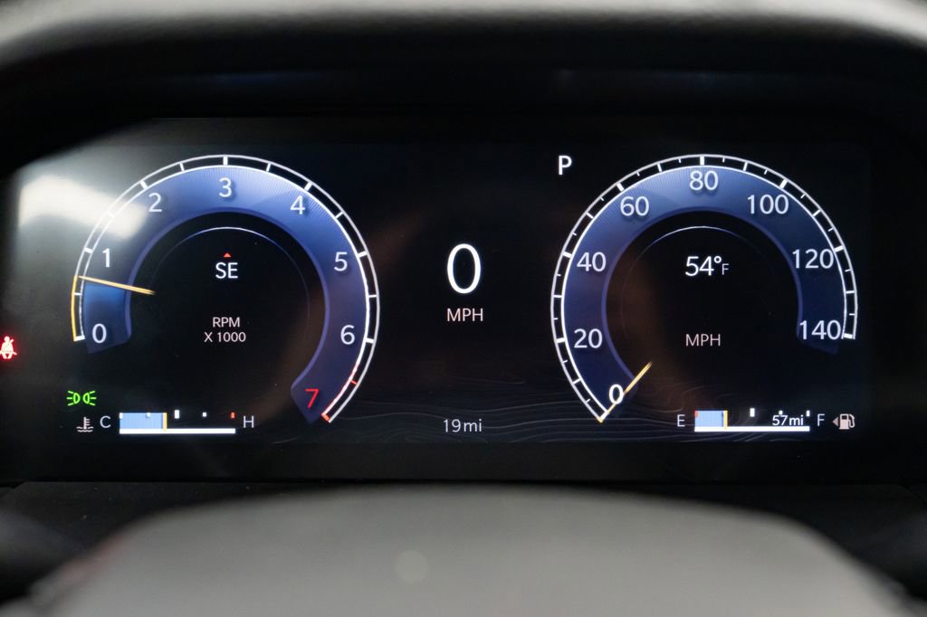 New 2025 Jeep Grand Cherokee Laredo X w/ Luxury Tech Group I image 17