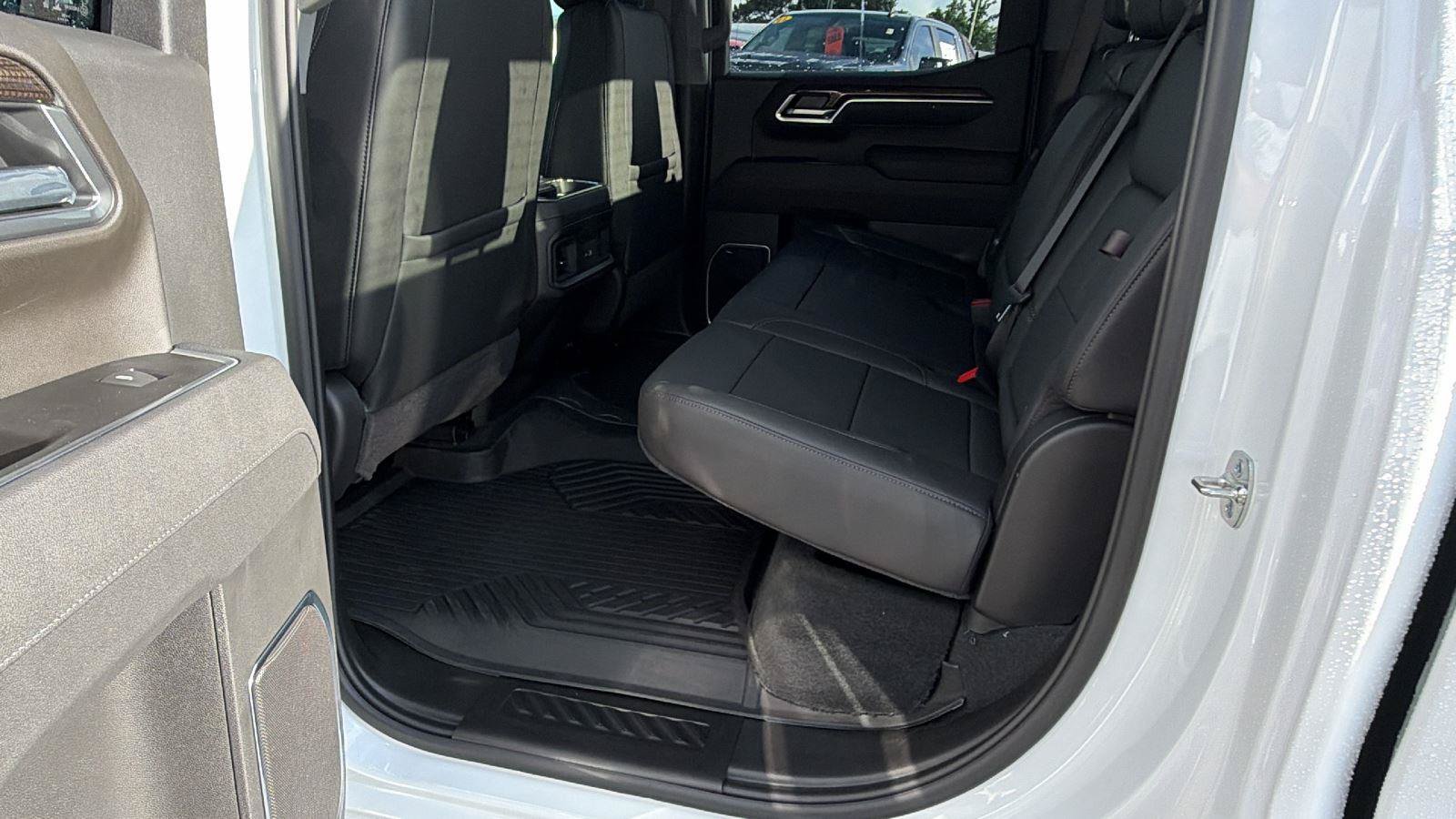New 2026 Chevrolet Silverado 1500 RST w/ RST All Star Premium Package AWD/4WD image 17