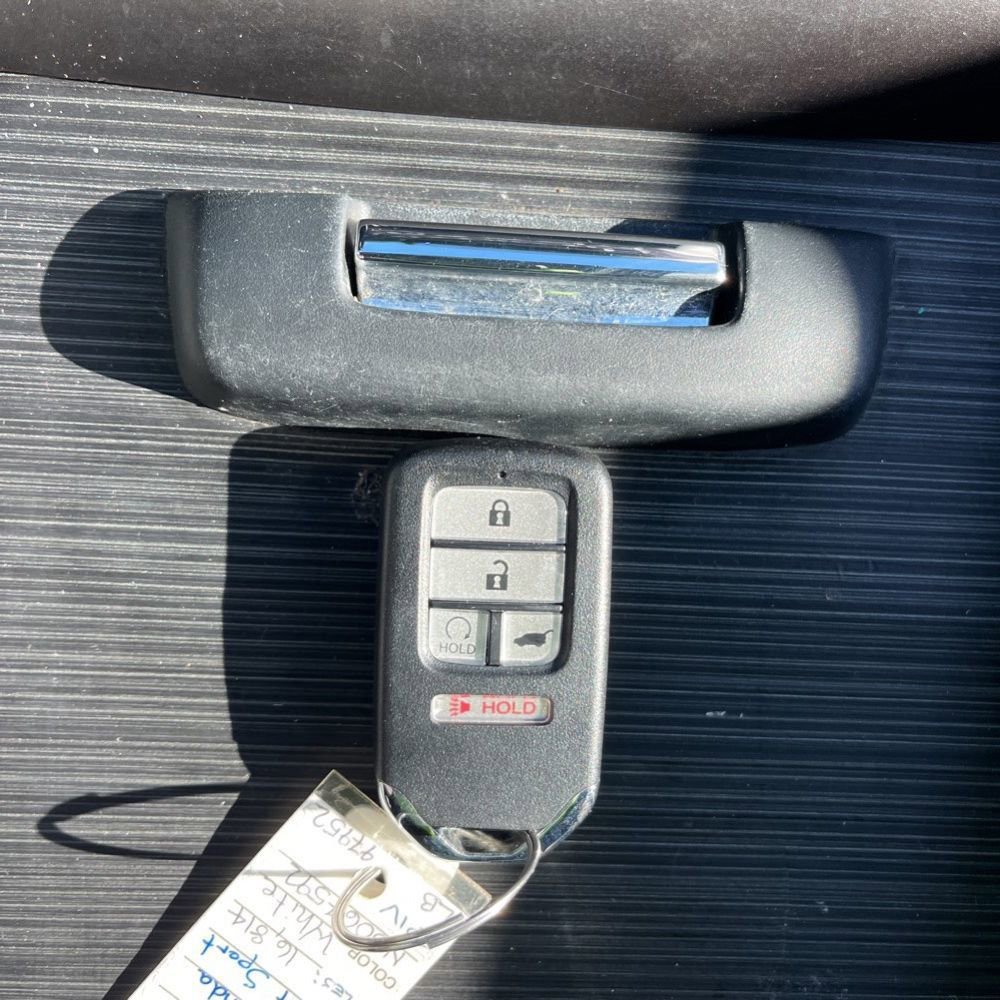 Used 2022 Honda Pilot Sport image 9