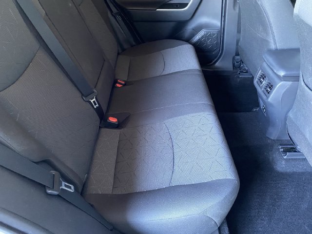 Used 2021 Toyota RAV4 XLE AWD/4WD image 12