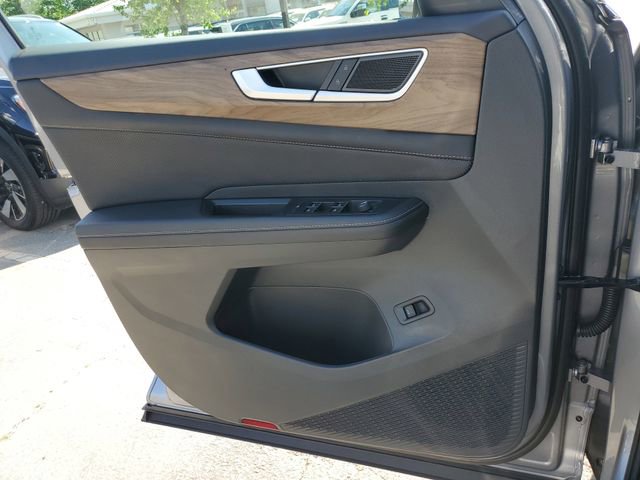 Certified 2025 Volkswagen Atlas SE w/ Panoramic Sunroof Package FWD image 29