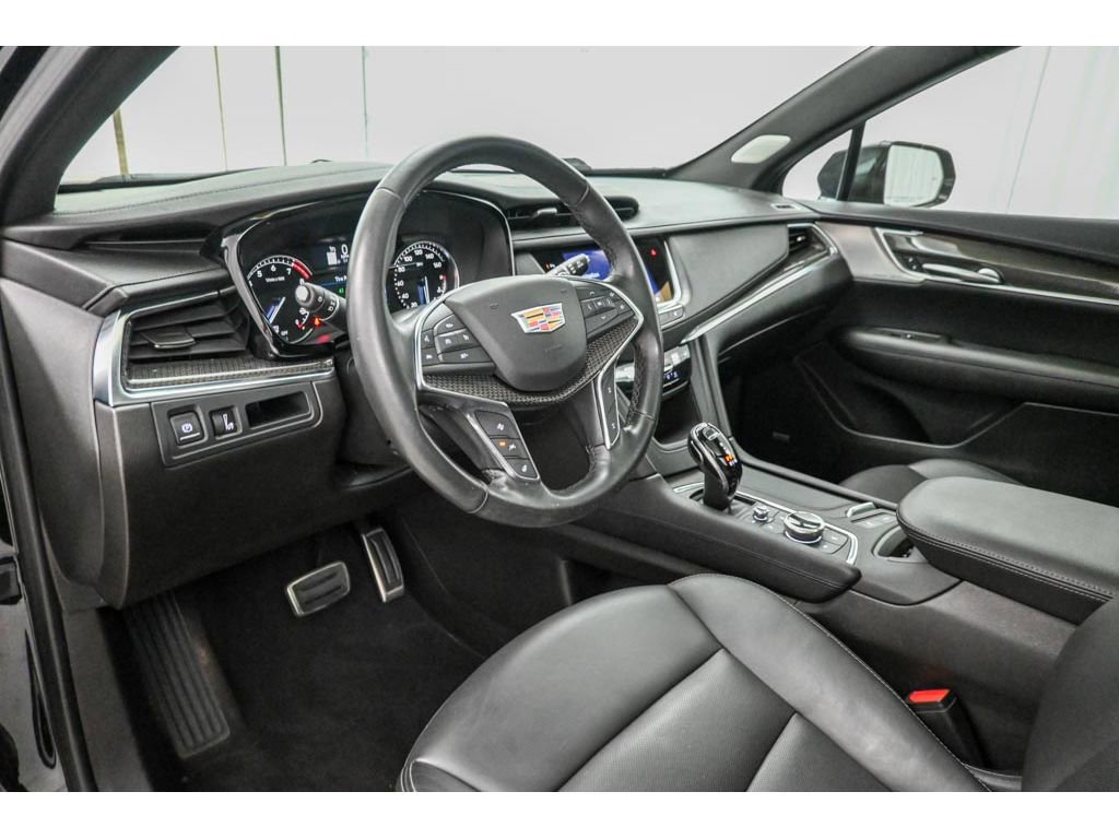 Certified 2023 Cadillac XT5 Sportv AWD/4WD image 18