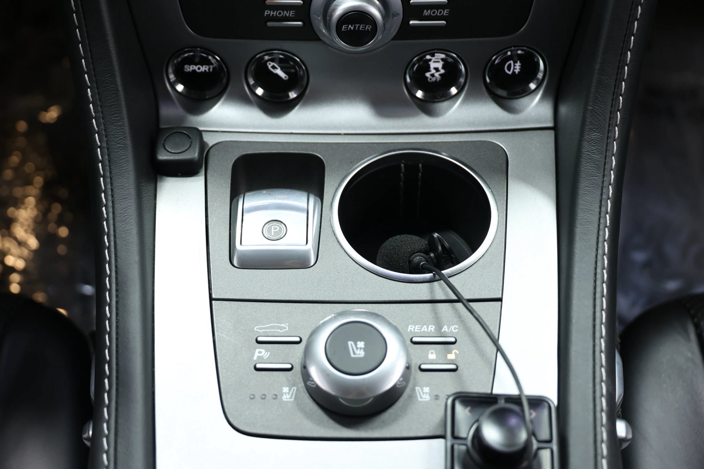 Used 2015 Aston Martin Rapide S RWD image 39