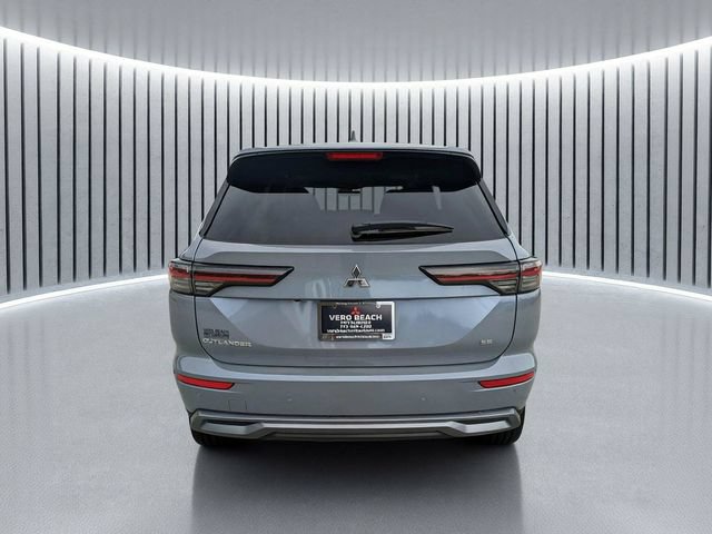 New 2026 Mitsubishi Outlander SE FWD image 5