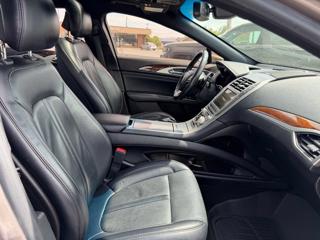 Used 2019 Lincoln MKZ Reserve w/ Reserve Plus Package AWD/4WD image 30