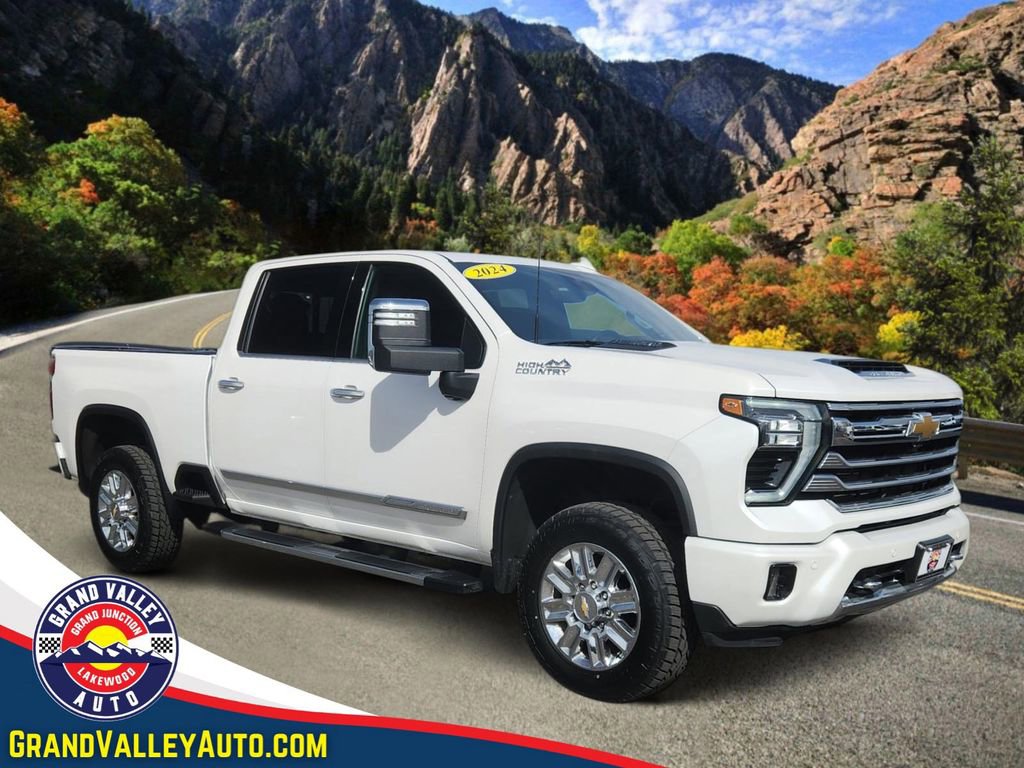 Used 2024 Chevrolet Silverado 2500 High Country w/ Technology Package image 1