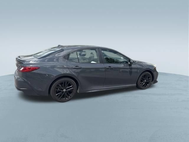 Used 2025 Toyota Camry SE FWD image 10