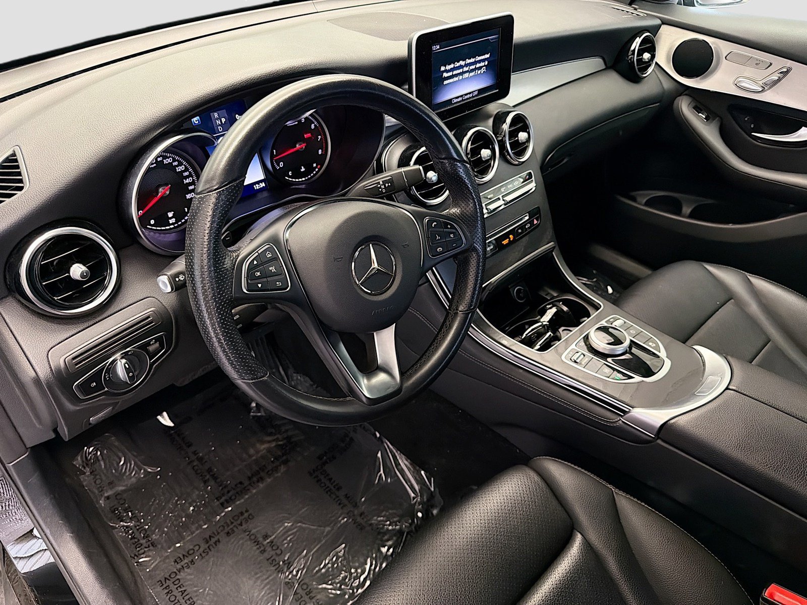Used 2019 Mercedes-Benz GLC 300 4MATIC image 7