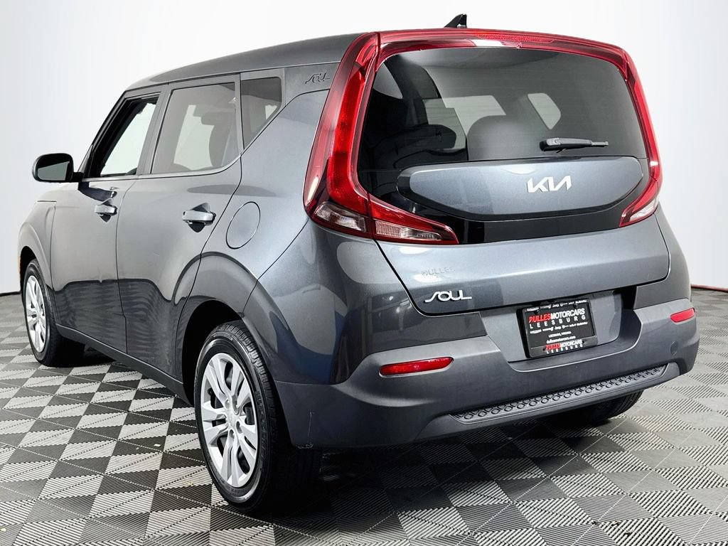 Used 2022 Kia Soul LX FWD image 5