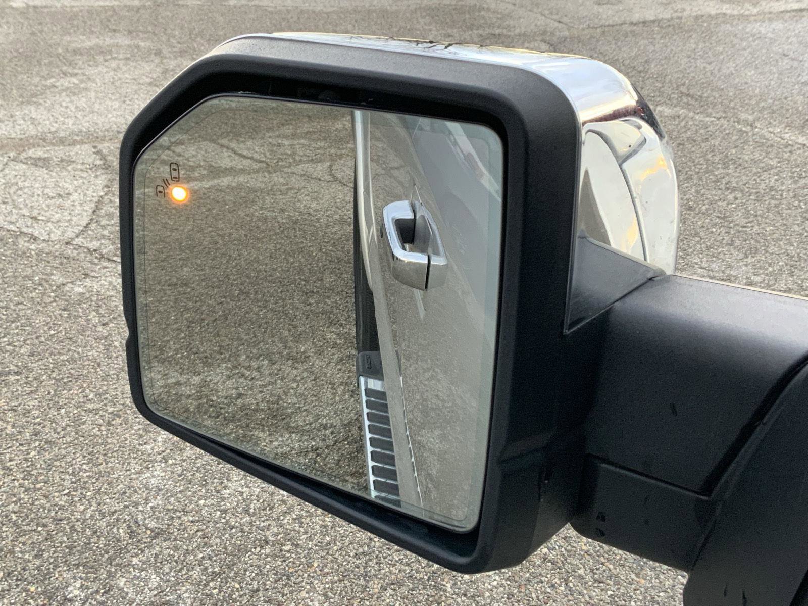 Used 2019 Ford F150 Lariat image 24