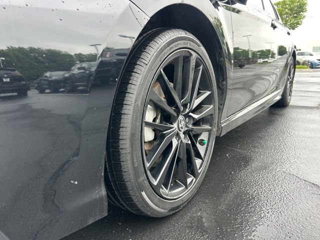 Used 2022 Toyota Camry XSE FWD image 12