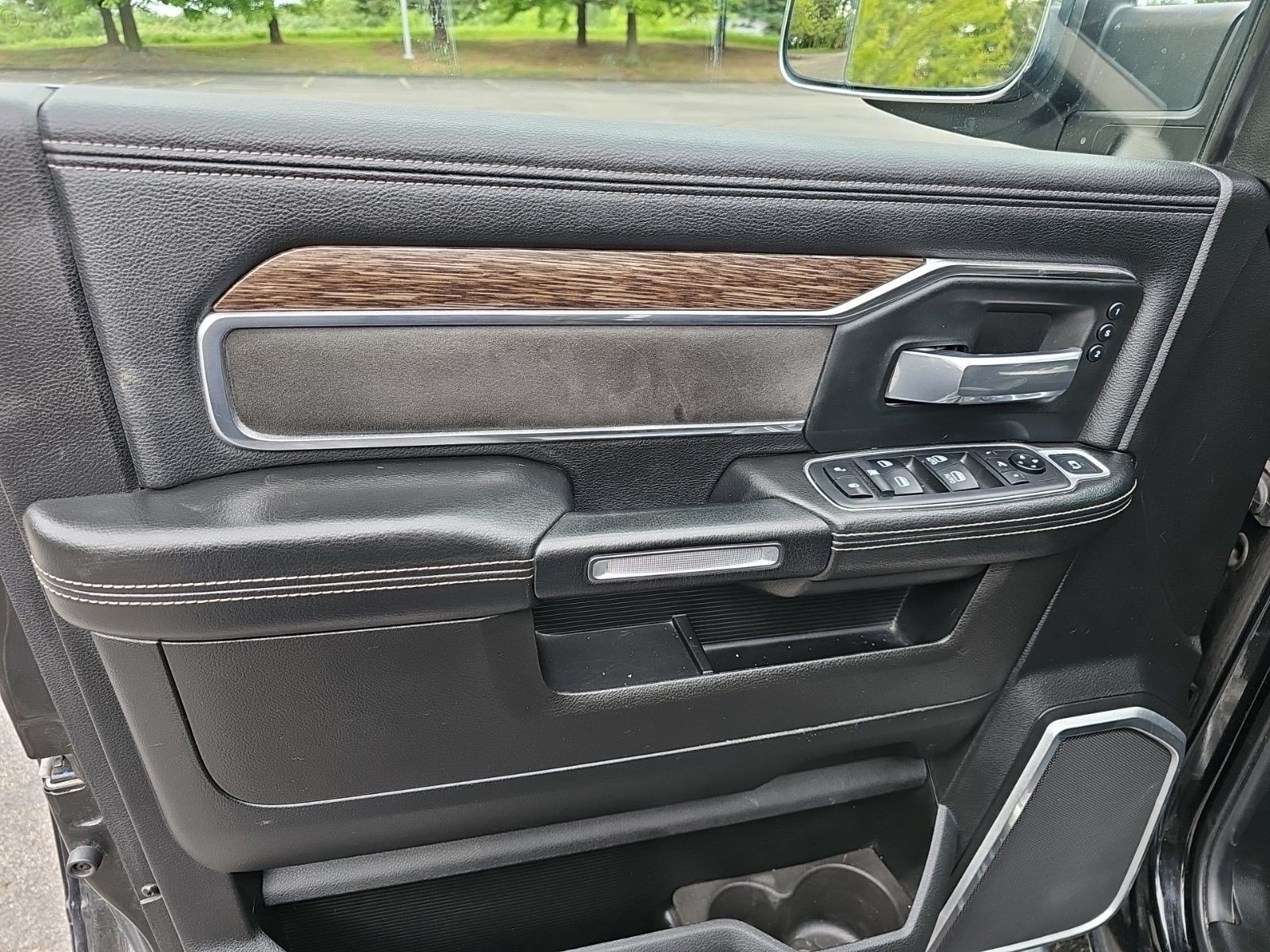 Used 2019 RAM 2500 Laramie AWD/4WD image 20
