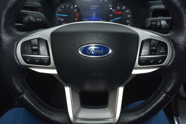 Used 2022 Ford Explorer XLT w/ Equipment Group 202A image 18
