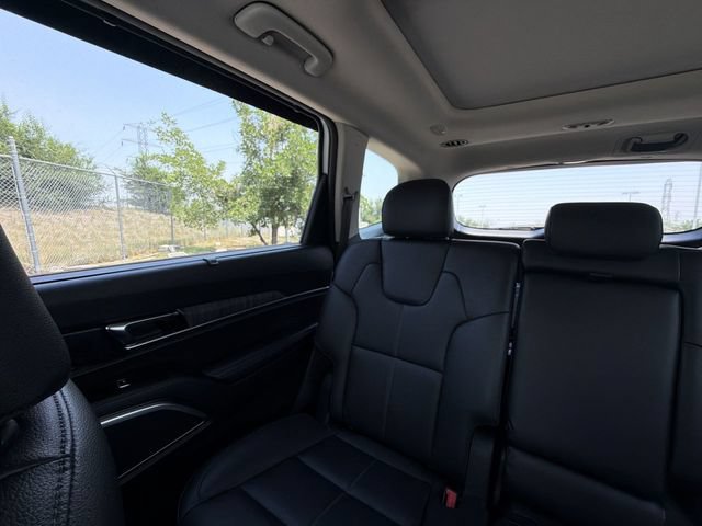Used 2023 Kia Telluride SX AWD/4WD image 15