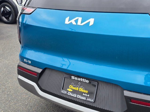 New 2026 Kia EV9 Wind AWD/4WD image 13
