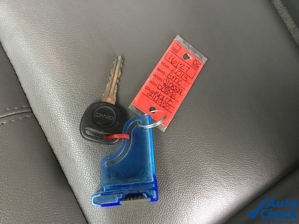 Used 2013 GMC Sierra 3500 W/T w/ Snow Plow Prep Package image 59