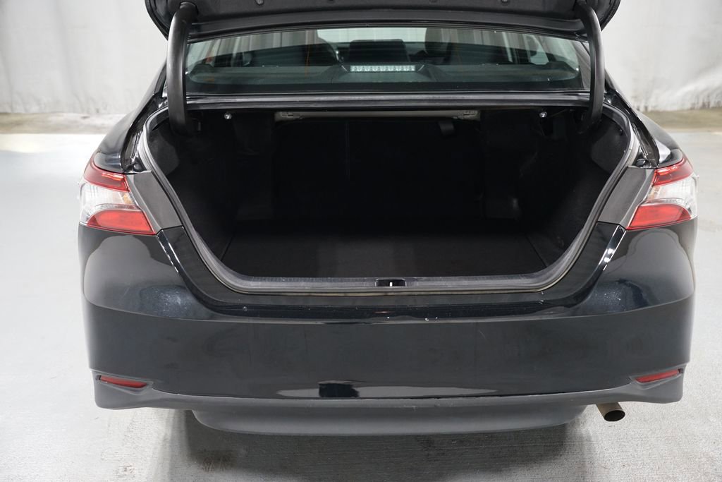 Certified 2021 Toyota Camry LE FWD image 30