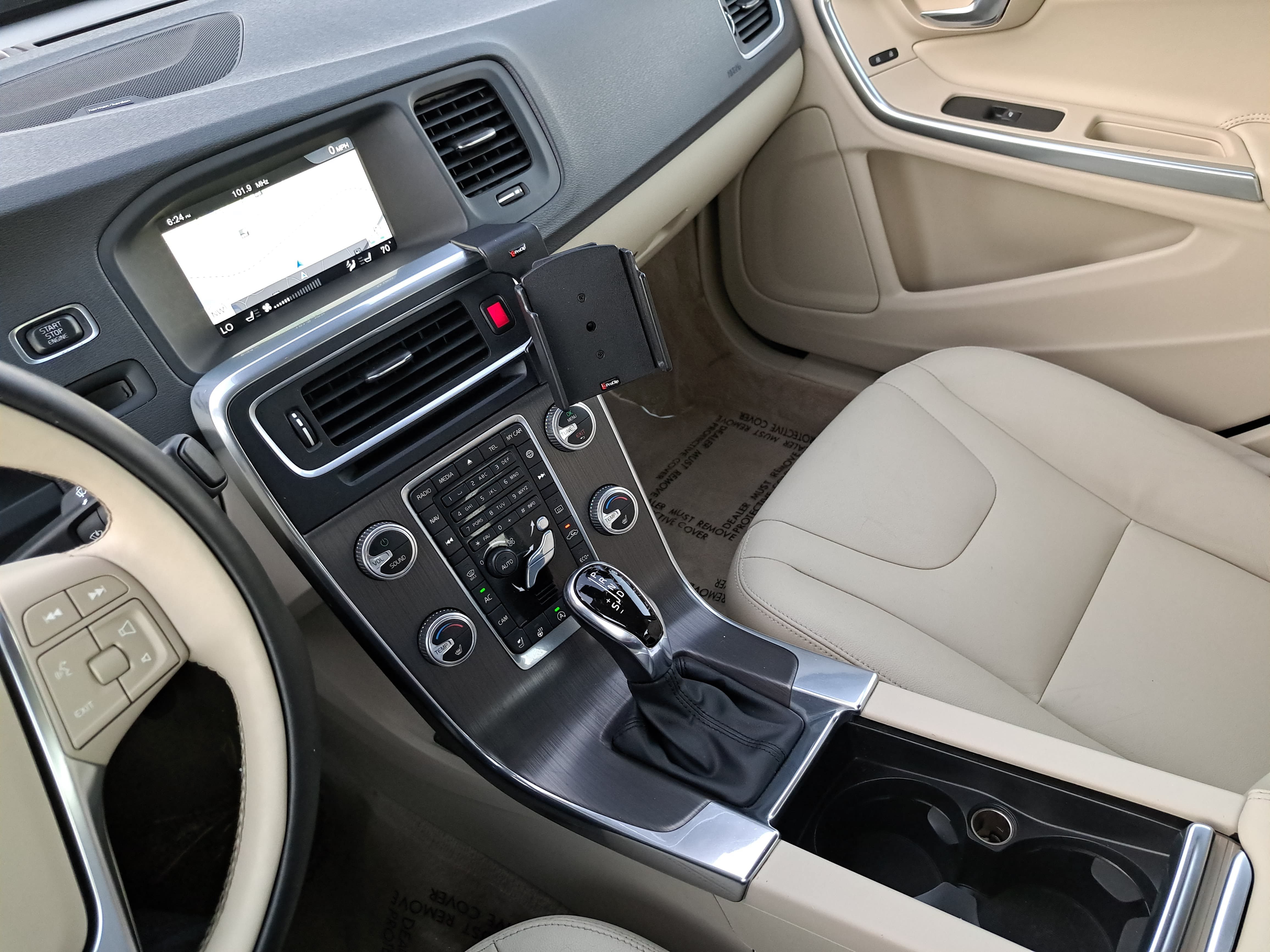 Used 2015 Volvo S60 T5 Platinum FWD image 25