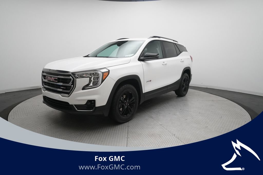 Used 2024 GMC Terrain AT4 AWD/4WD image 1