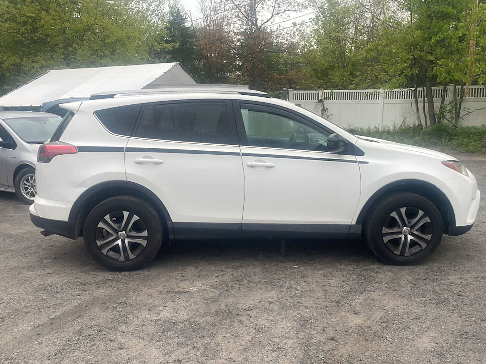 Used 2018 Toyota RAV4 LE w/ All Weather Liner Package AWD/4WD image 11
