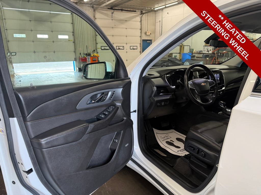 Used 2021 Chevrolet Traverse Premier w/ LPO, Floor Liner Package AWD/4WD image 12