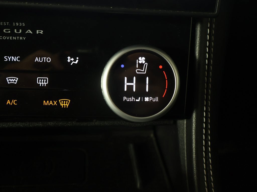 Used 2024 Jaguar F-PACE R-Dynamic S image 54