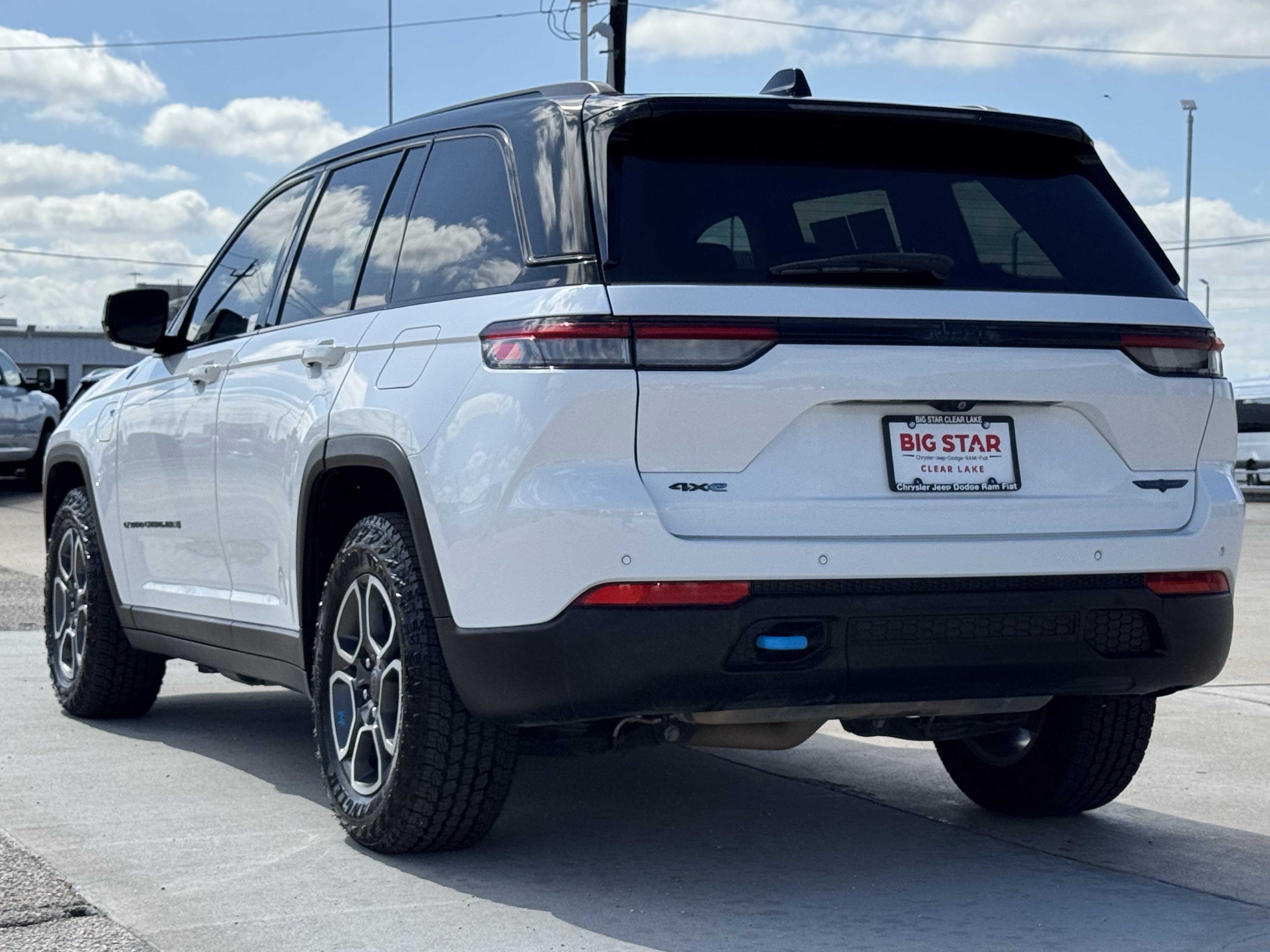 Used 2022 Jeep Grand Cherokee Trailhawk image 8