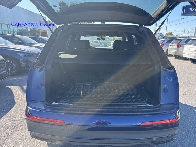 Used 2021 Audi Q7 3.0T Premium Plus w/ Premium Plus Package AWD/4WD image 12