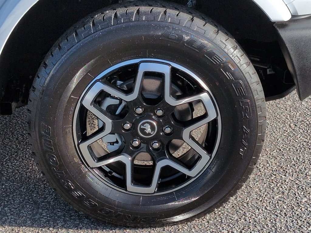 New 2026 Ford Bronco Outer Banks AWD/4WD image 11