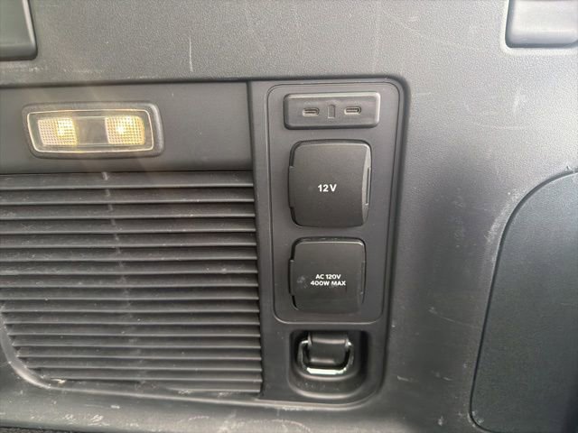 Used 2025 Ford Expedition Max Platinum w/ Driver's Package image 15