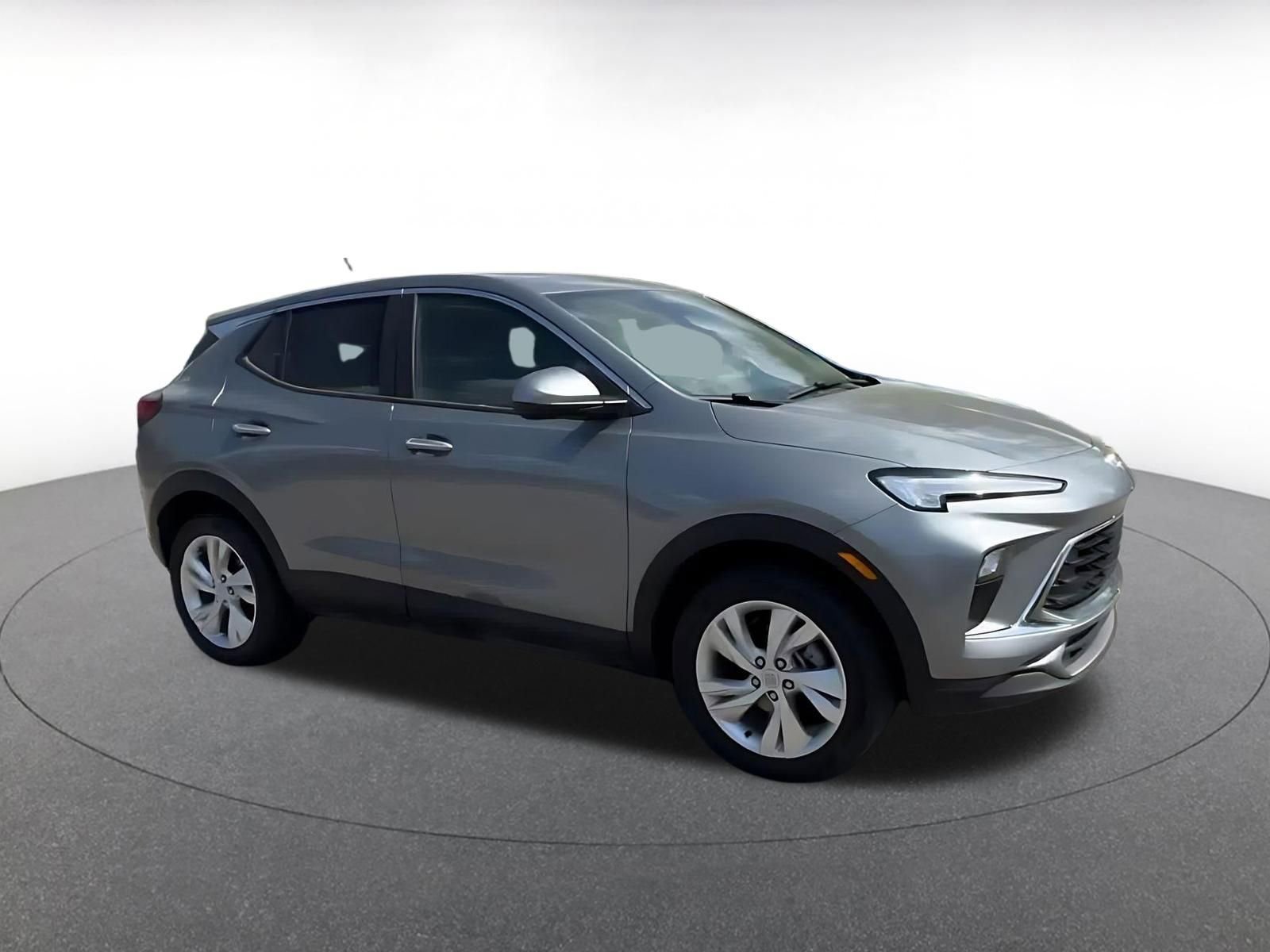 Used 2025 Buick Encore GX Preferred image 2