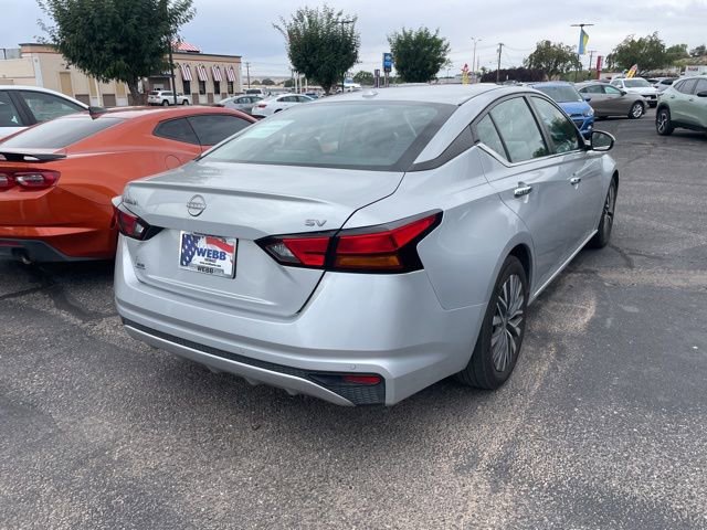 Used 2023 Nissan Altima 2.5 SV image 4