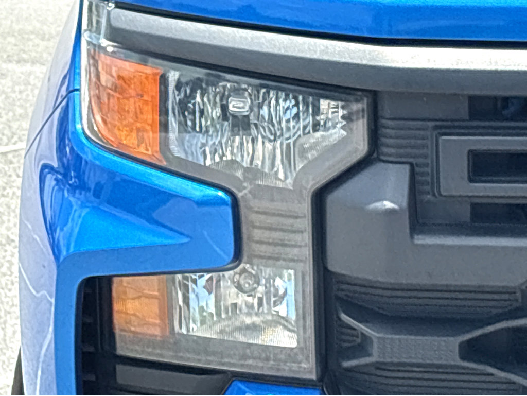 Used 2025 Chevrolet Silverado 1500 Custom image 20