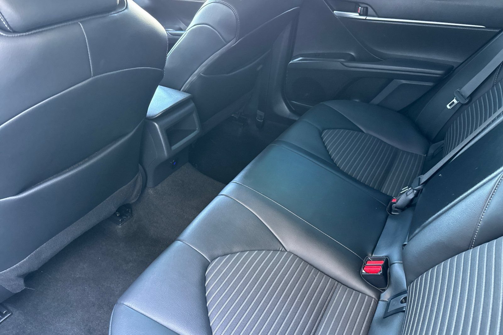 Certified 2023 Toyota Camry SE FWD image 12
