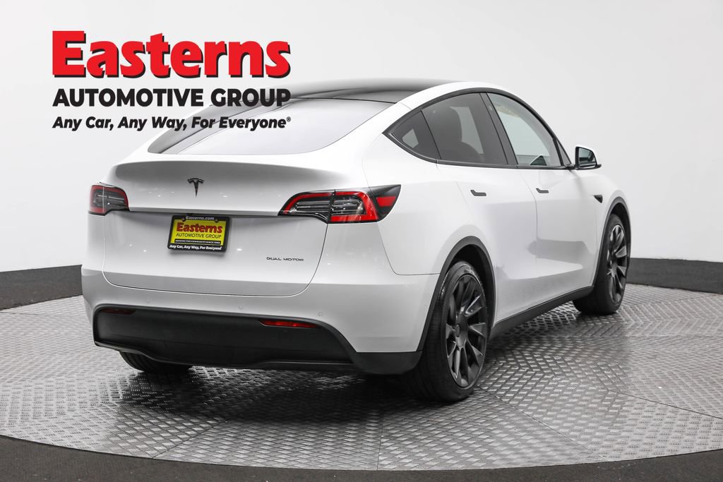 Used 2020 Tesla Model Y Long Range image 5