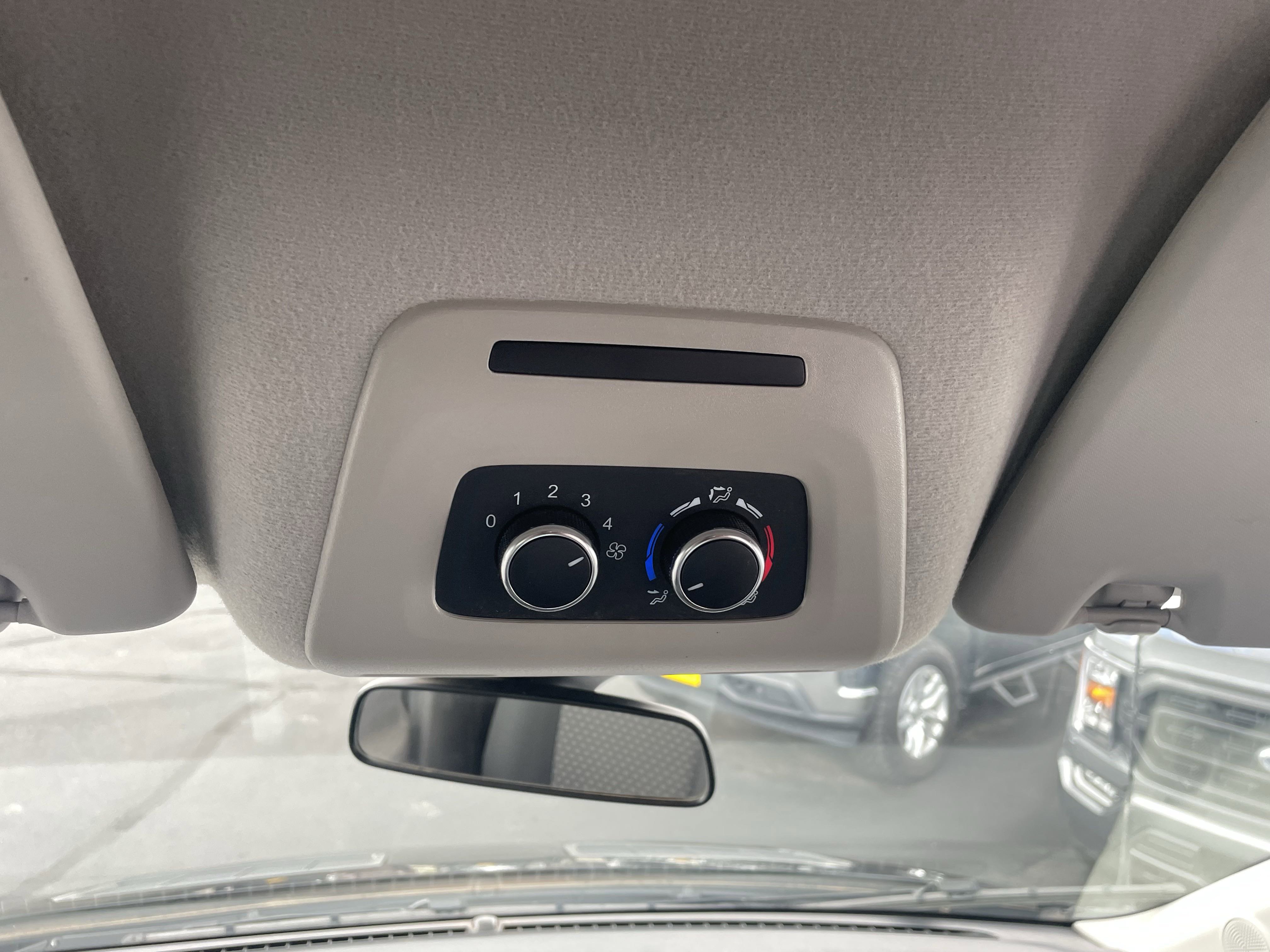 Used 2023 Ford Transit 350 XLT image 14