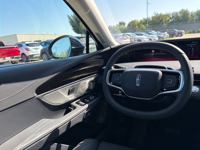 New 2026 Lincoln Nautilus Reserve AWD/4WD image 16
