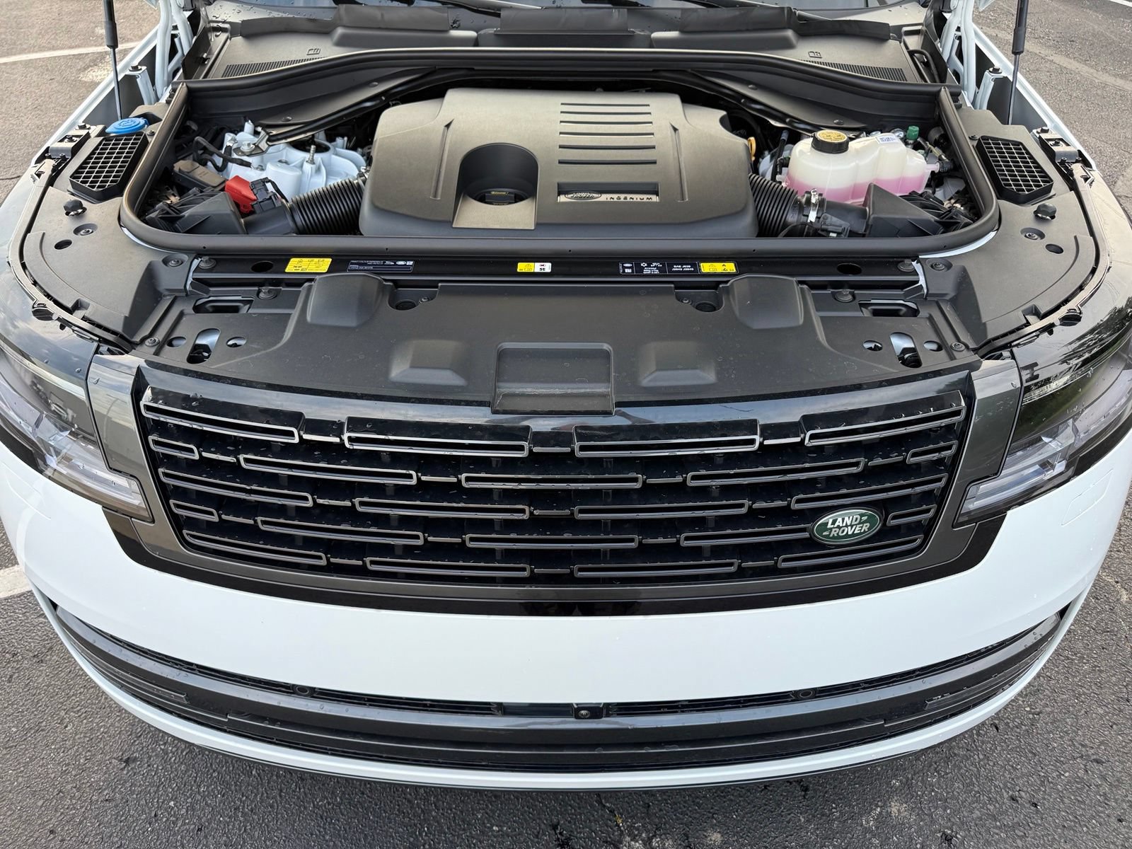 New 2026 Land Rover Range Rover SE AWD/4WD image 39