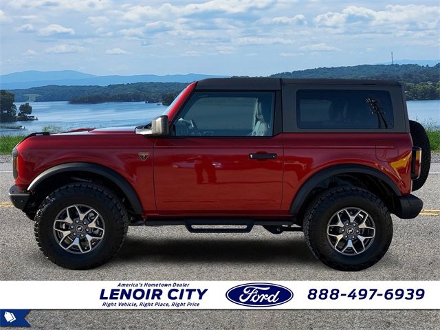 Used 2024 Ford Bronco Badlands image 4