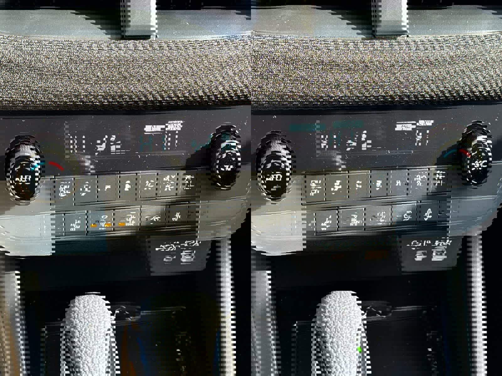 New 2026 Subaru Outback Premium image 15