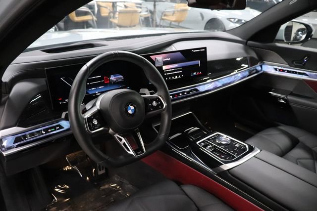 Used 2026 BMW 740i xDrive AWD/4WD image 12