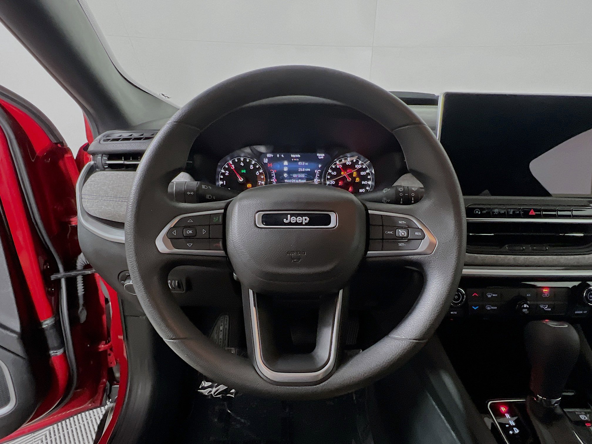 Used 2023 Jeep Compass Sport image 18