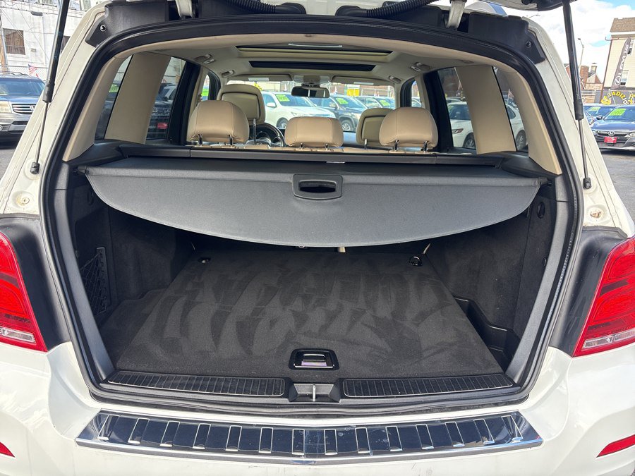 Used 2015 Mercedes-Benz GLK 350 4MATIC image 10