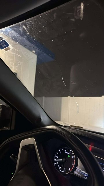 Used 2023 Nissan Sentra SV w/ Trunk Package image 6